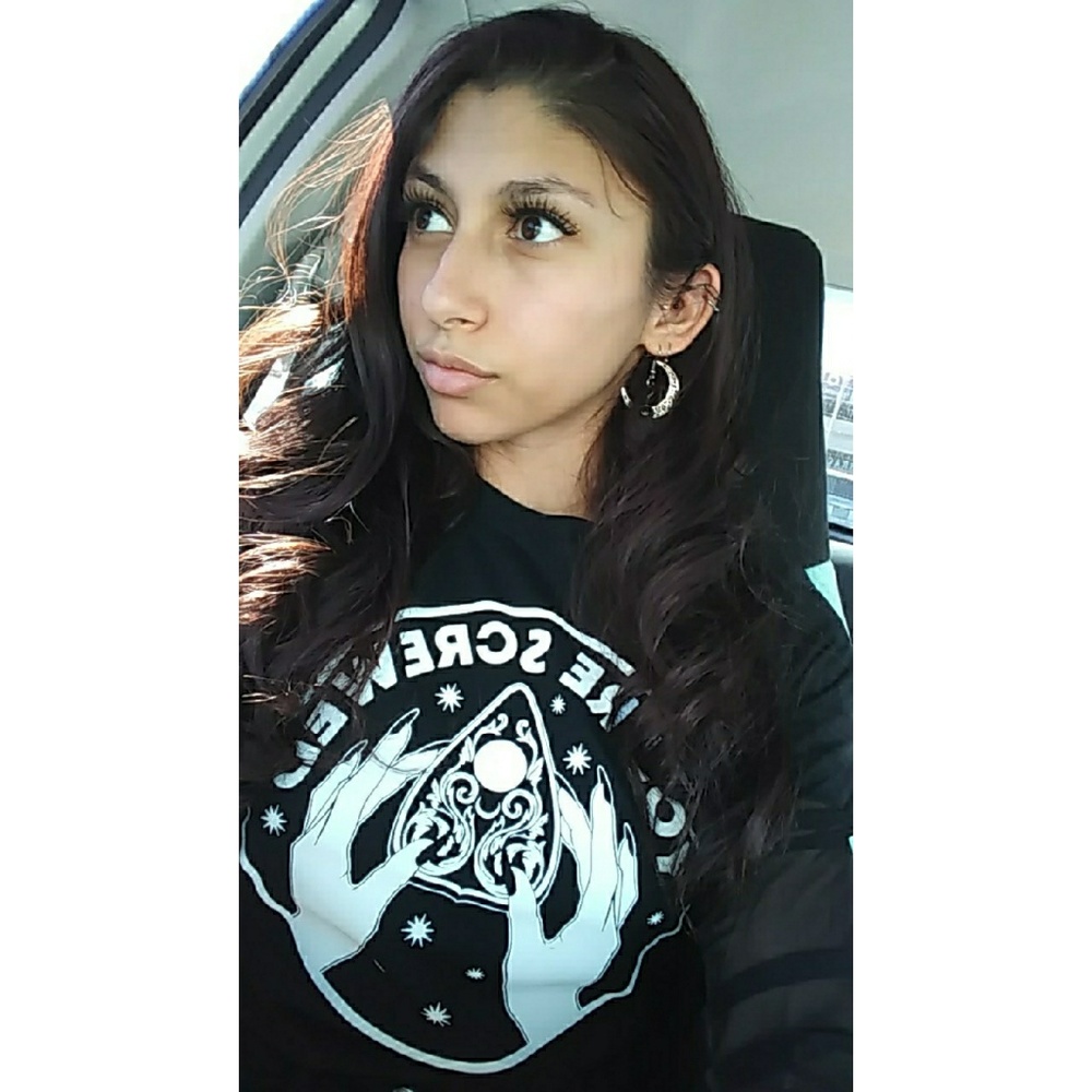 Meet your Posher, Sabrina